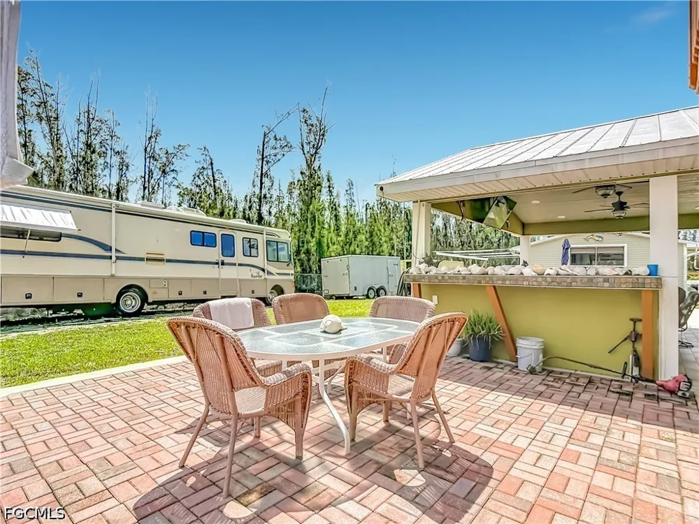 Pompano Avenue Cape Coral, FL 33991