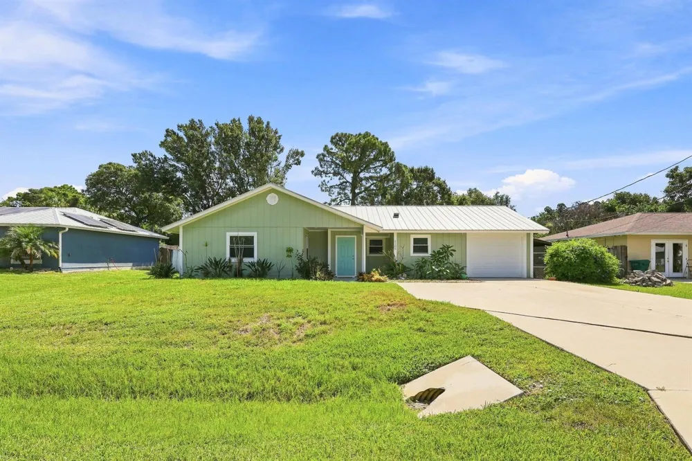 5106 Seagrape Drive Fort Pierce, FL 34982