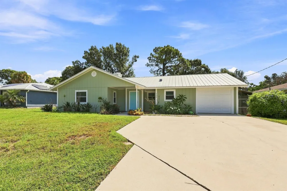5106 Seagrape Drive Fort Pierce, FL 34982