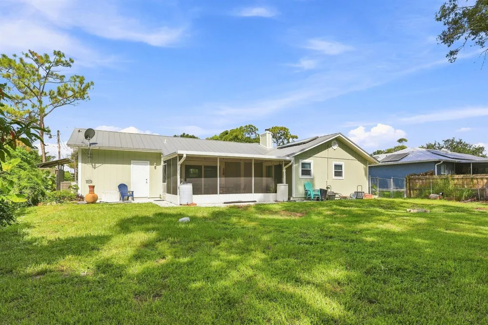 5106 Seagrape Drive Fort Pierce, FL 34982