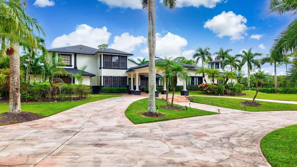 6186 Duckweed Road Lake Worth, FL 33449