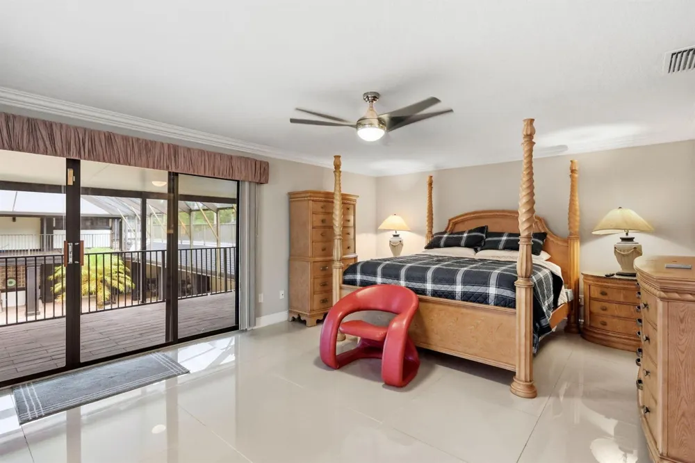 6186 Duckweed Road Lake Worth, FL 33449