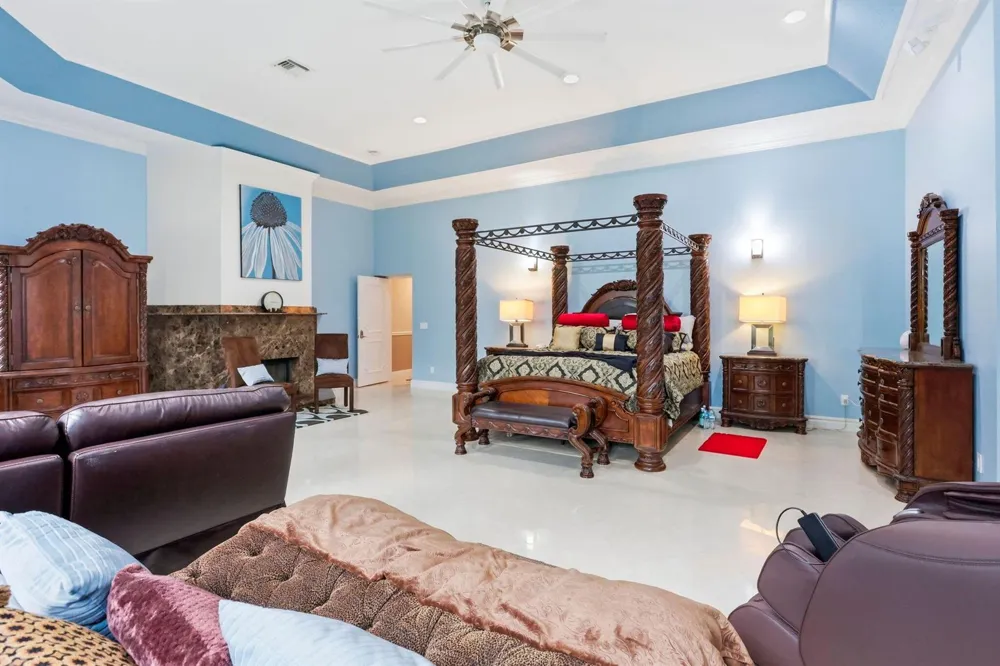 6186 Duckweed Road Lake Worth, FL 33449