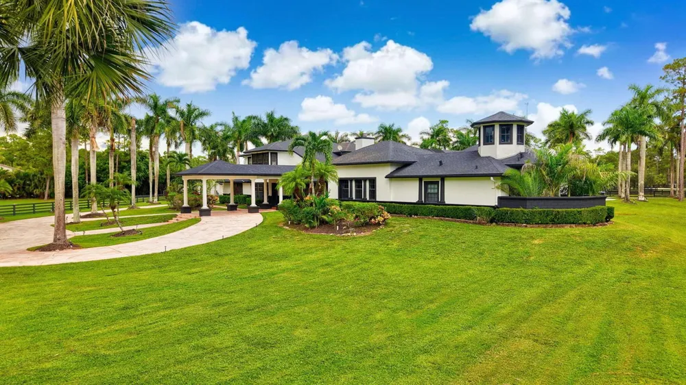 6186 Duckweed Road Lake Worth, FL 33449