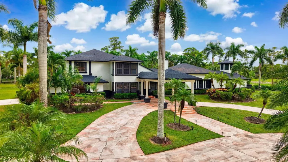 6186 Duckweed Road Lake Worth, FL 33449