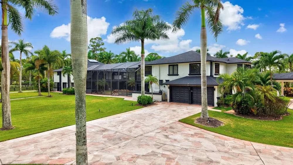 6186 Duckweed Road Lake Worth, FL 33449