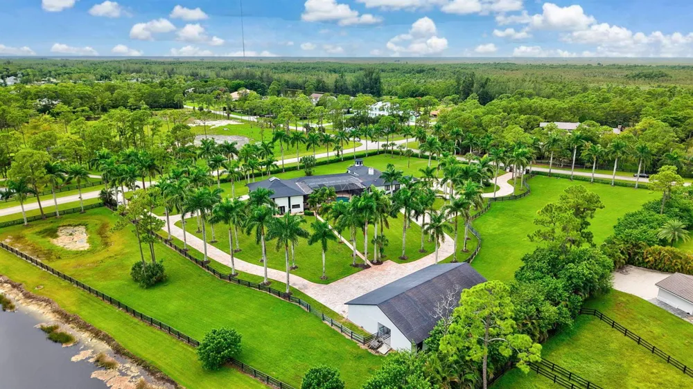 6186 Duckweed Road Lake Worth, FL 33449