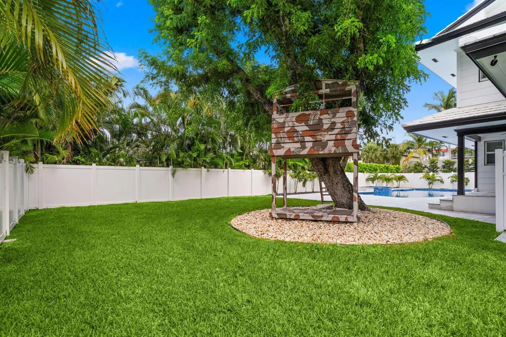 5100 NE 30TH TERRACE Lighthouse Point, FL 33064