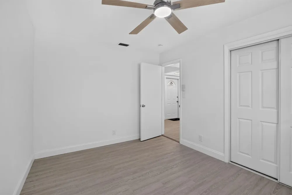 3390 NW 42nd Street Lauderdale Lakes, FL 33309