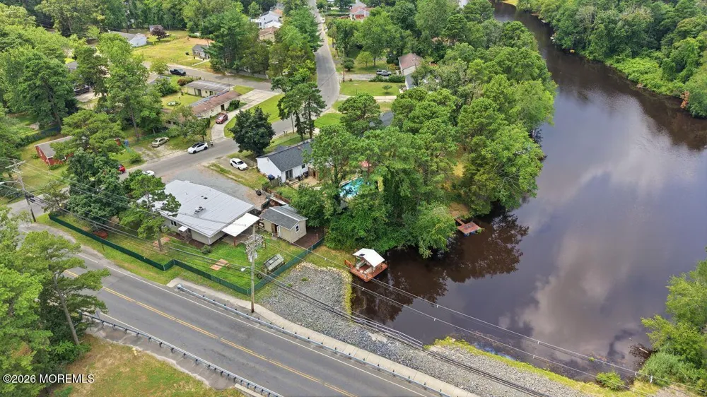 49 Wildgeese Circle Browns Mills, NJ 08015