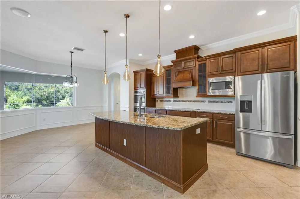 614 165th Street E Bradenton, FL 34212