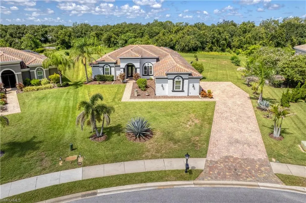 614 165th Street E Bradenton, FL 34212