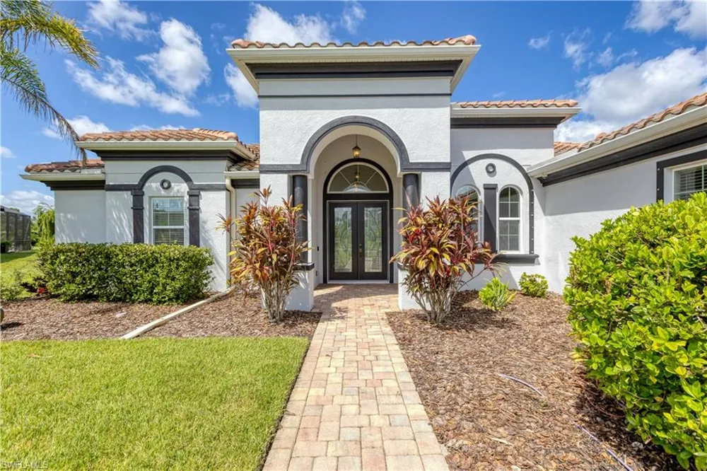 614 165th Street E Bradenton, FL 34212