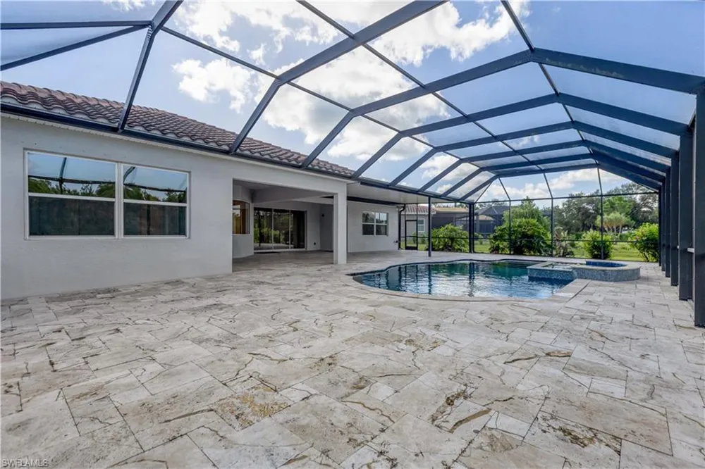 614 165th Street E Bradenton, FL 34212