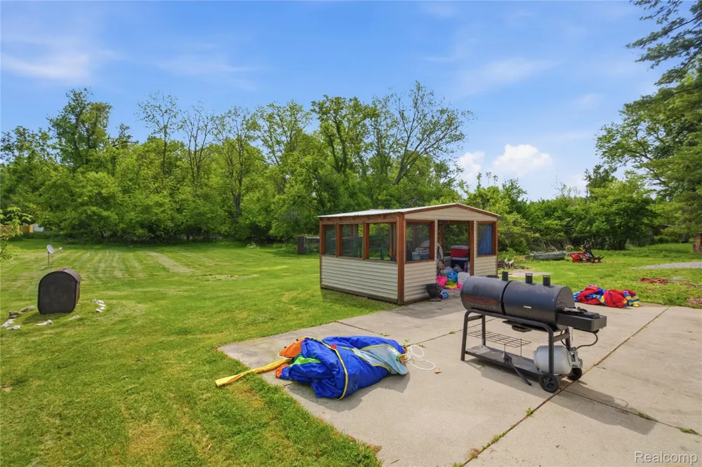 2705 Glendale Road Summit Township, MI 49203