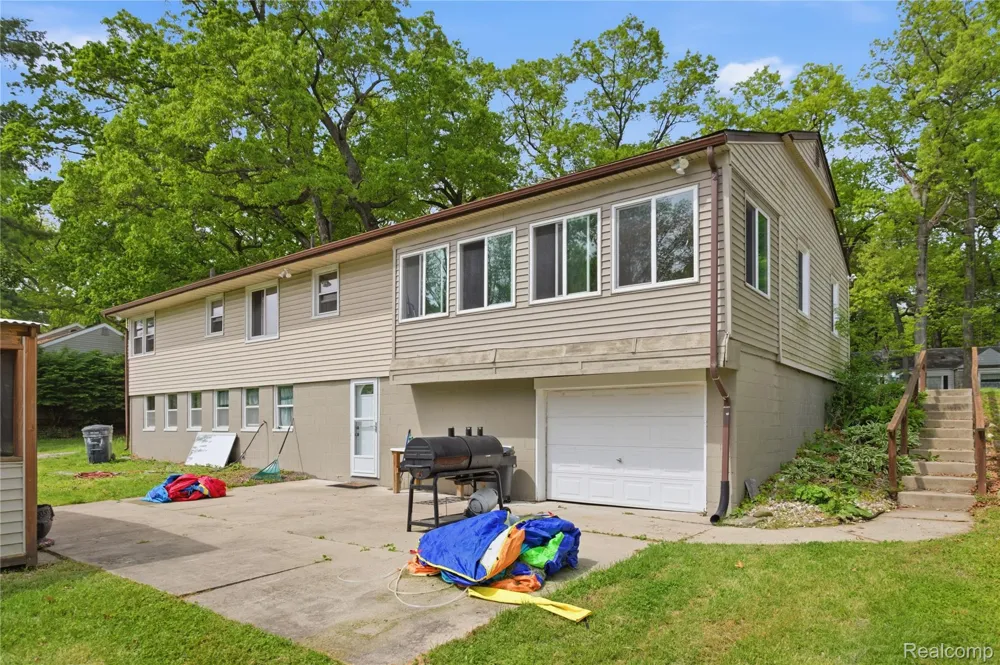 2705 Glendale Road Summit Township, MI 49203