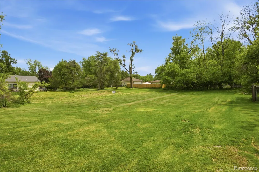 2705 Glendale Road Summit Township, MI 49203