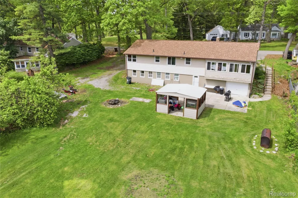 2705 Glendale Road Summit Township, MI 49203