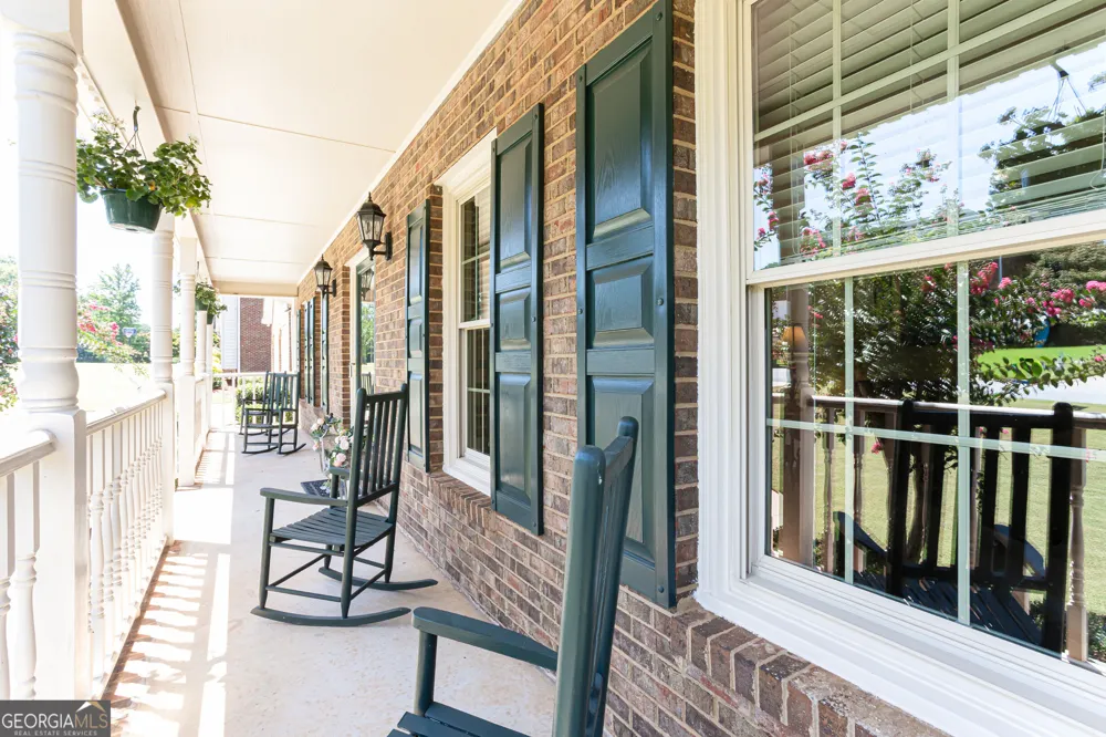 2431 Chimney Top Lane Snellville, GA 30078