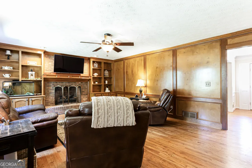 2431 Chimney Top Lane Snellville, GA 30078