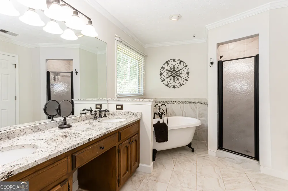 2431 Chimney Top Lane Snellville, GA 30078