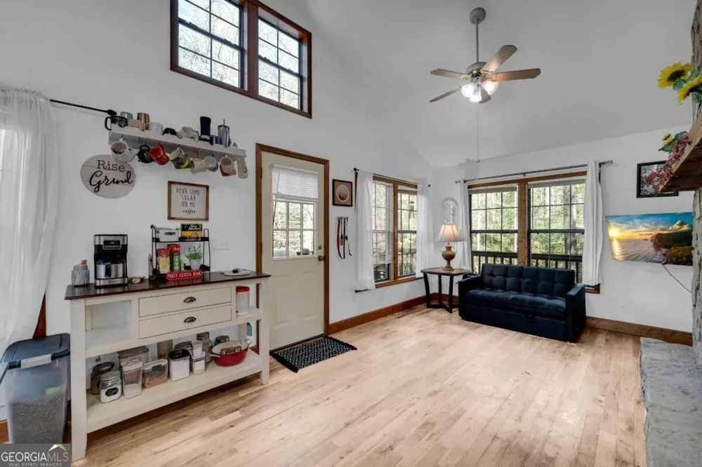 294 Brookwood LN Clarkesville, GA 30523