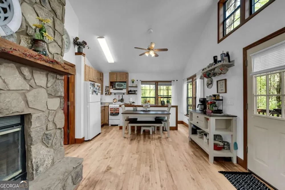294 Brookwood LN Clarkesville, GA 30523