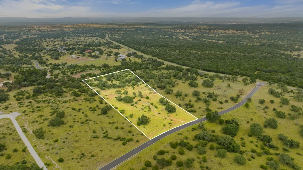 37 Vista Ridge Drive Round Mountain, TX 78663