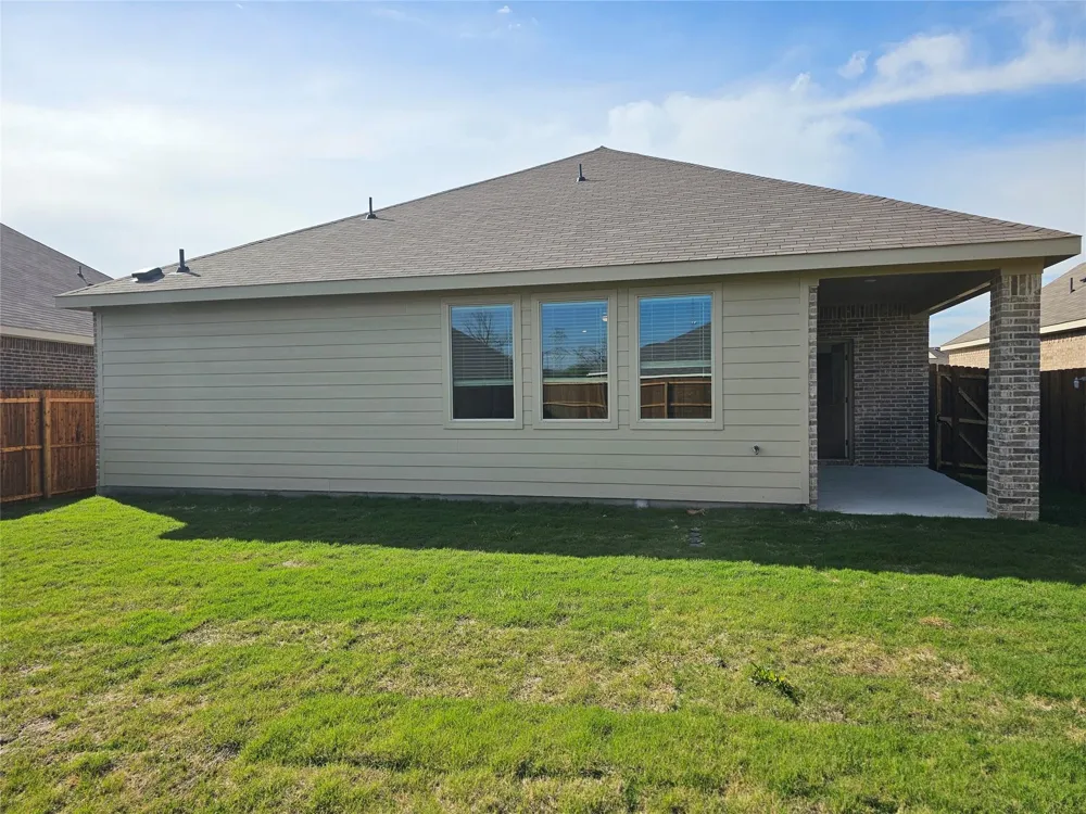 2406 Bold Venture Drive Forney, TX 75126