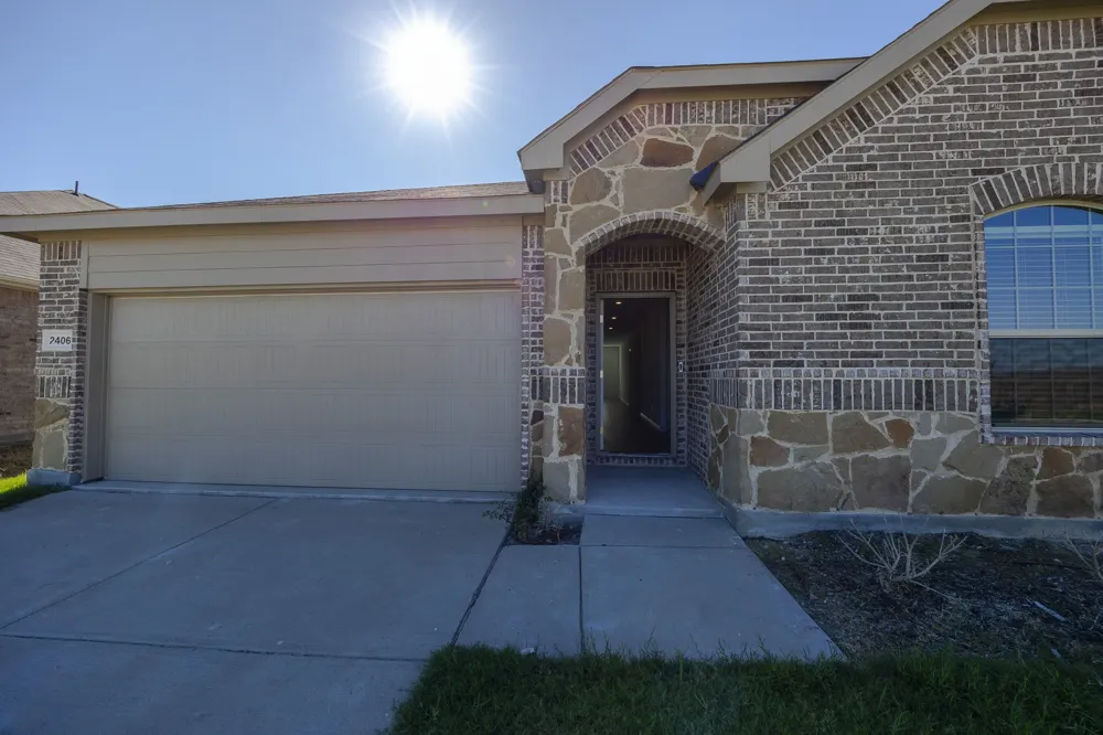 2406 Bold Venture Drive Forney, TX 75126