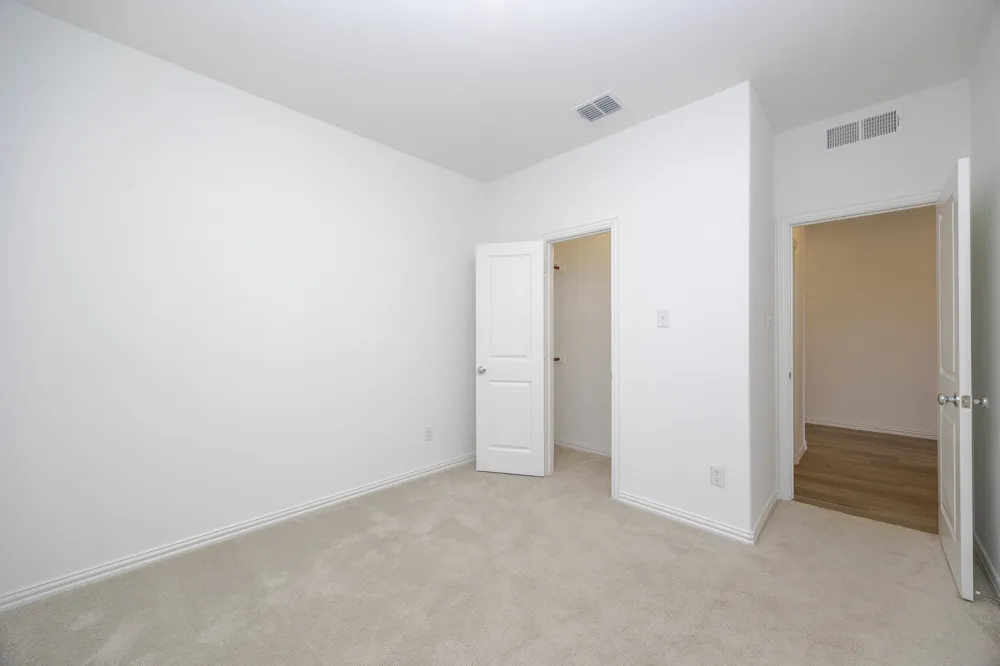 2406 Bold Venture Drive Forney, TX 75126