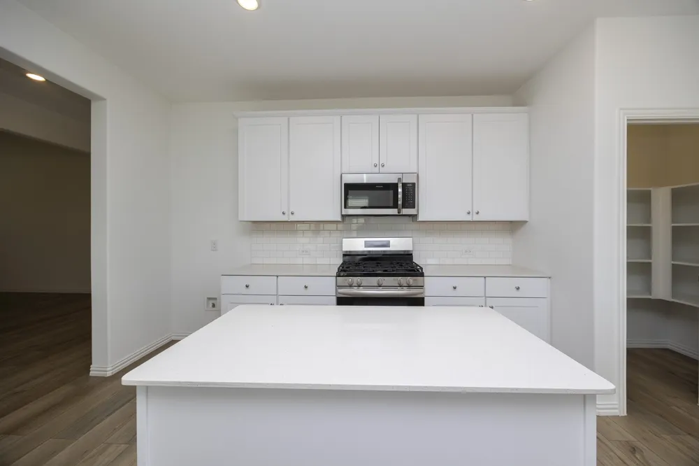 2406 Bold Venture Drive Forney, TX 75126