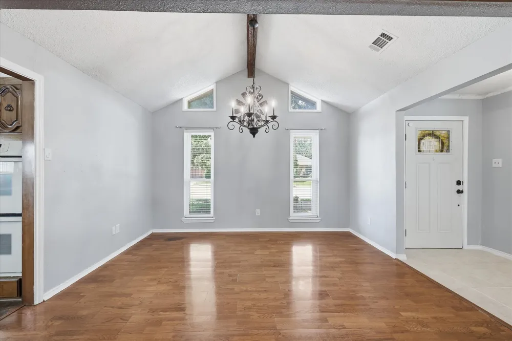 1000 Oxfordshire Drive Carrollton, TX 75007