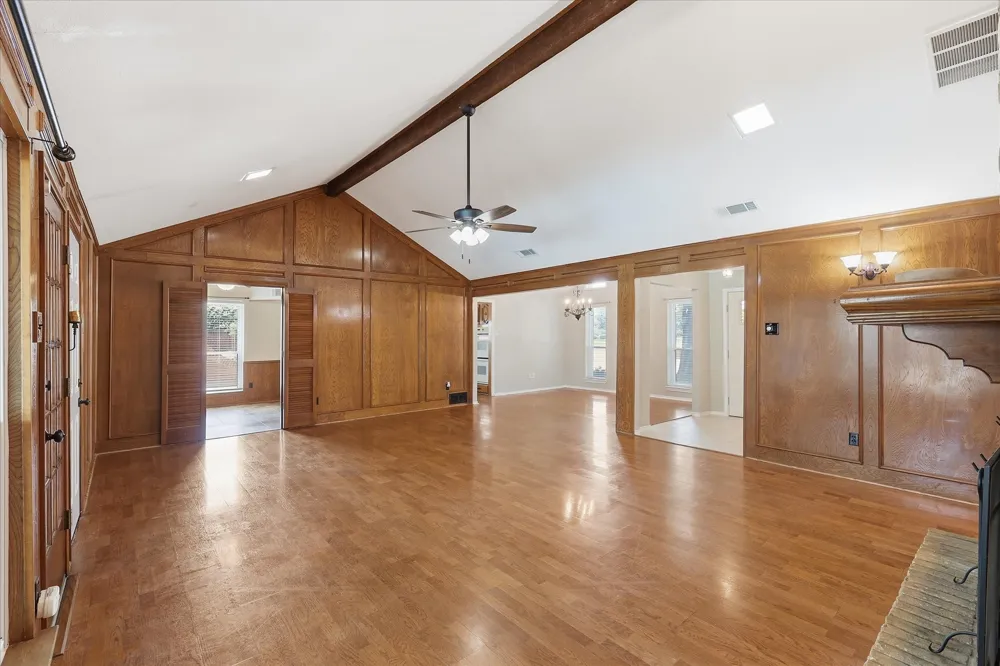 1000 Oxfordshire Drive Carrollton, TX 75007