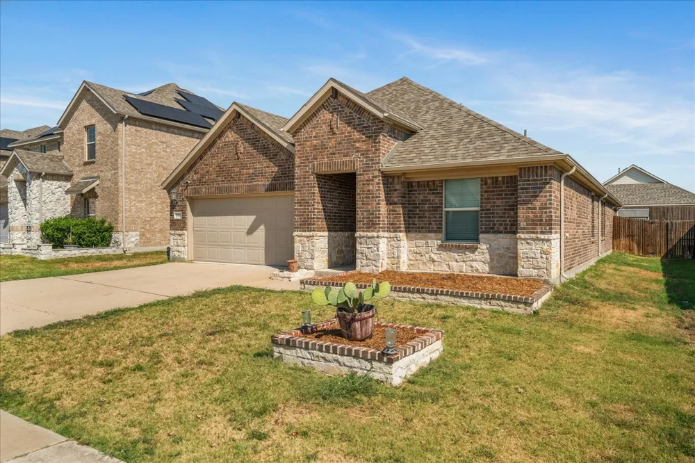 756 Cascade Lane Princeton, TX 75407