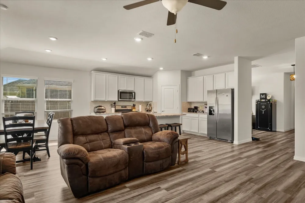 756 Cascade Lane Princeton, TX 75407