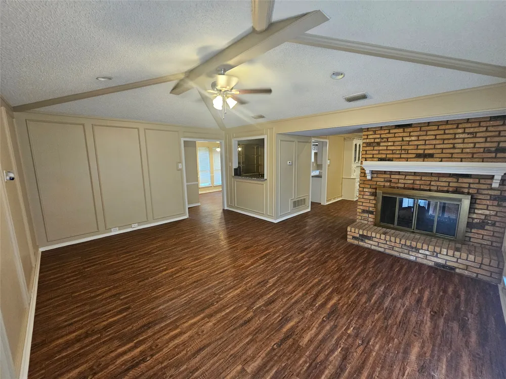 1340 Grand Teton Drive DeSoto, TX 75115