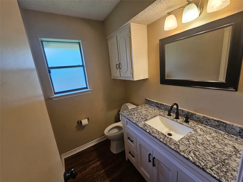 1340 Grand Teton Drive DeSoto, TX 75115