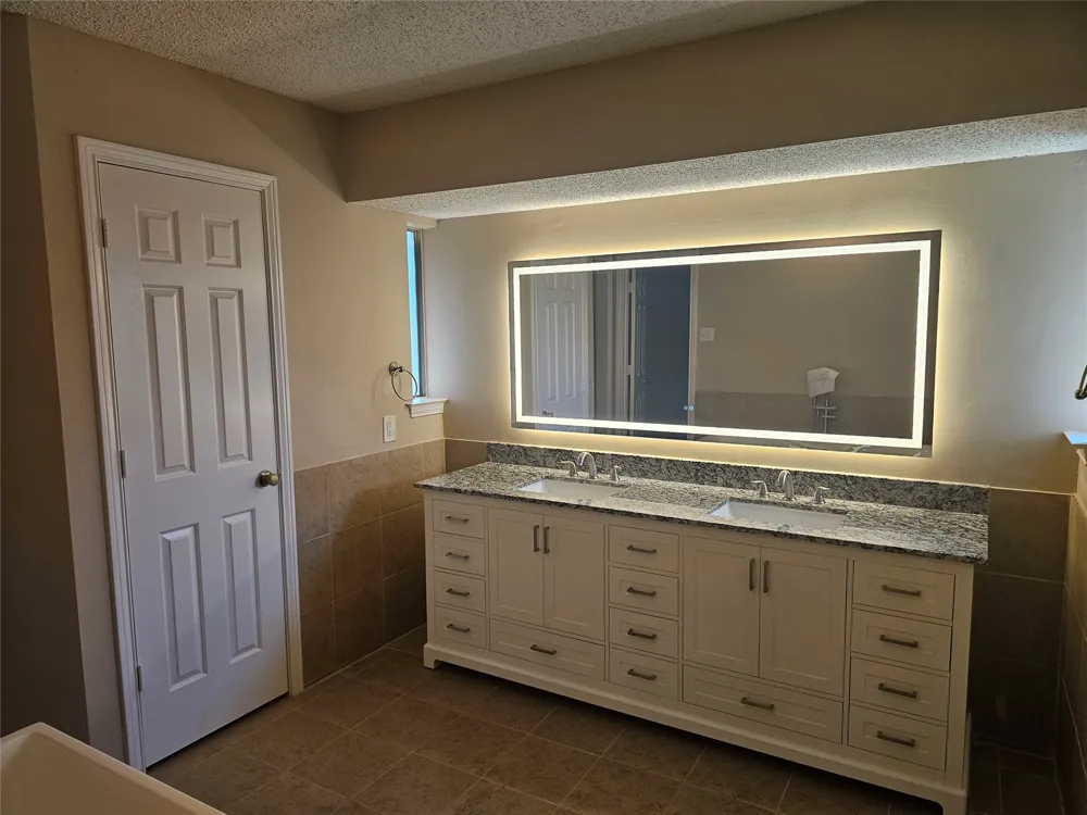 1340 Grand Teton Drive DeSoto, TX 75115
