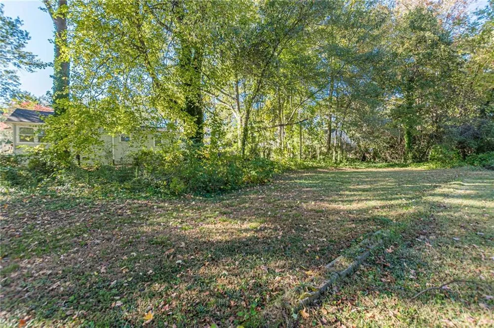 437 Oak Drive Hapeville, GA 30354