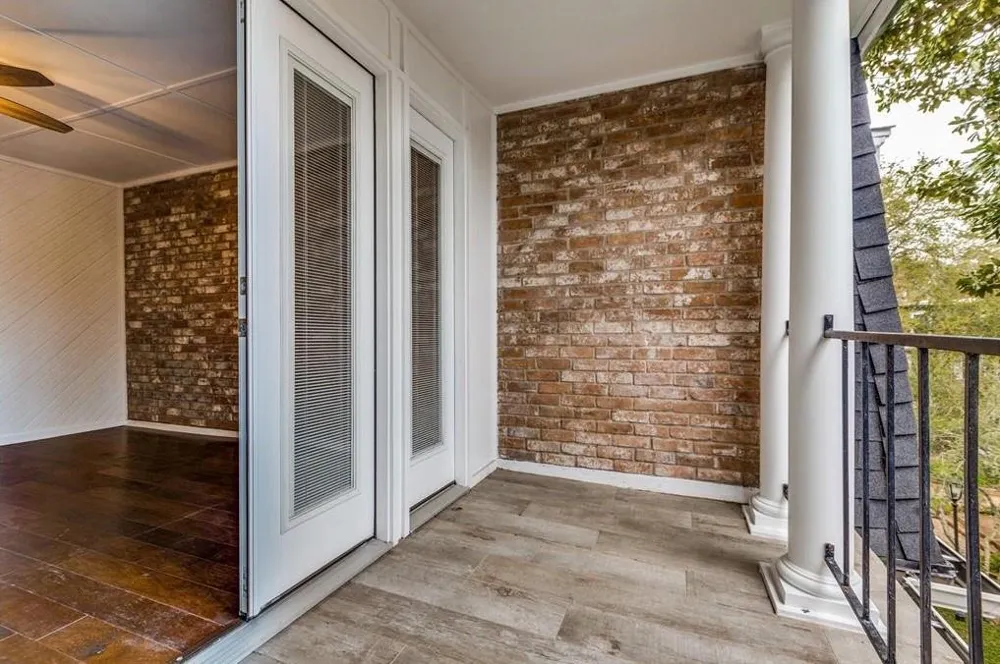 357 Post Oak Lane #304 Houston, TX 77024