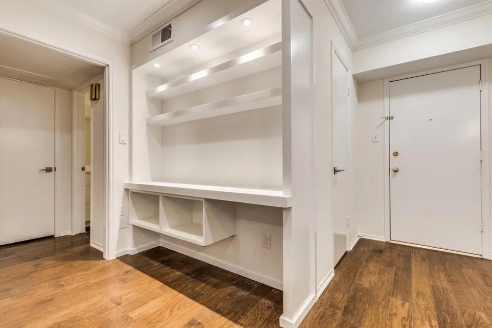 357 Post Oak Lane #304 Houston, TX 77024