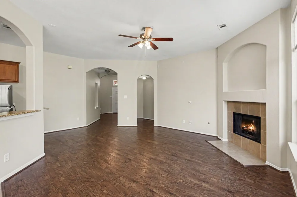 7819 Mary Katheryns Crossing Conroe, TX 77304