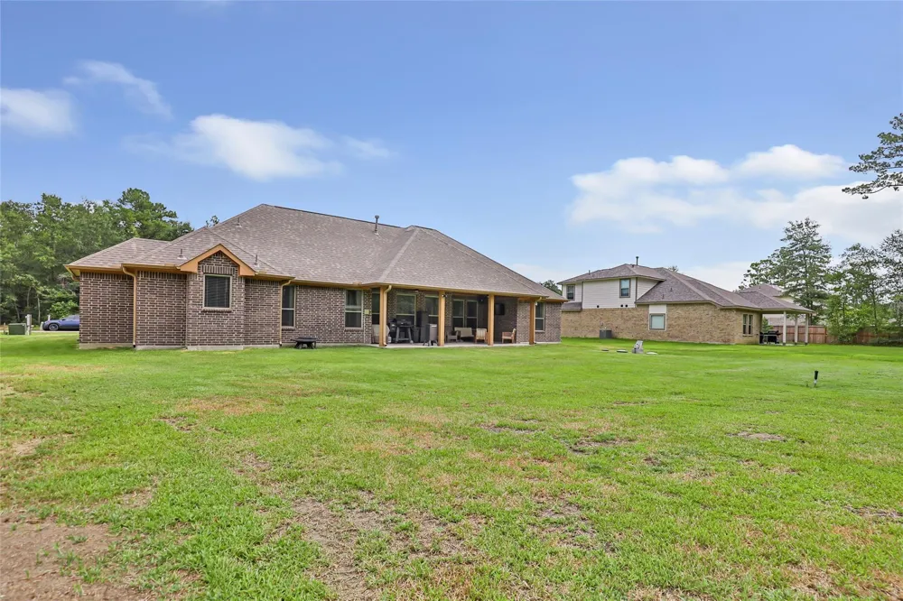 229 Road 66111 Dayton, TX 77535
