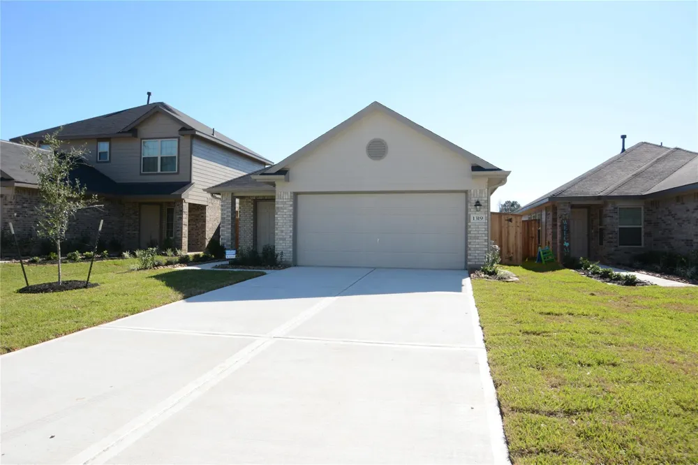 1319 Winding Willow Drive Pinehurst, TX 77362