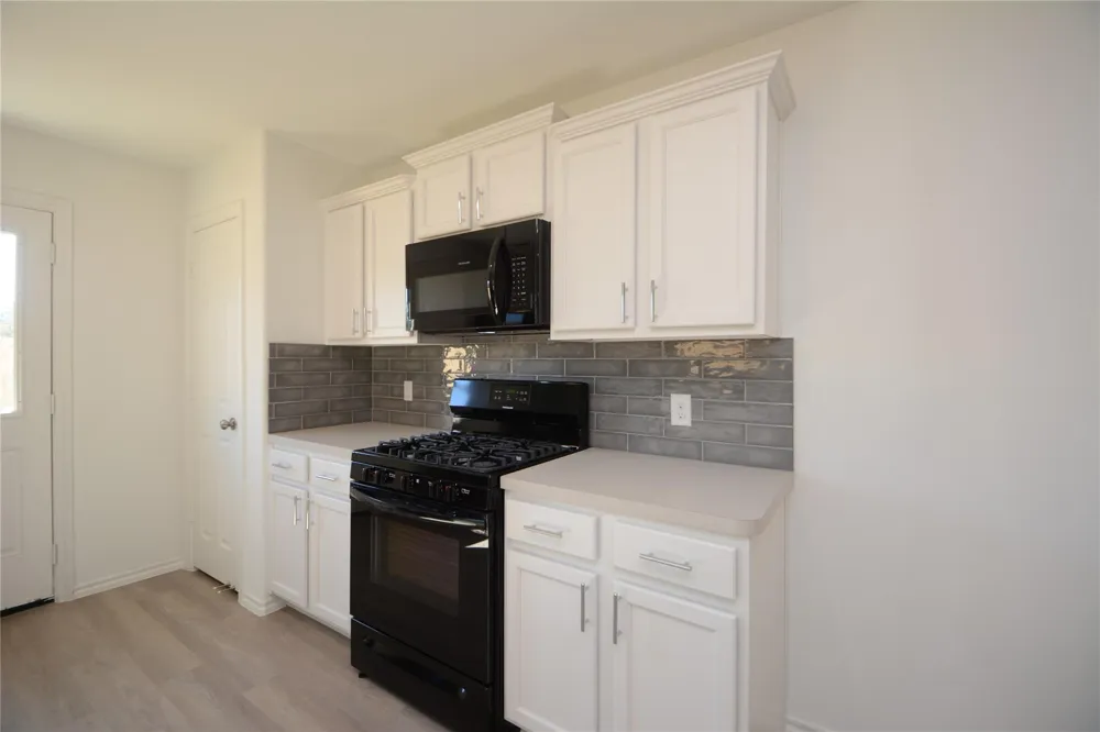 1319 Winding Willow Drive Pinehurst, TX 77362
