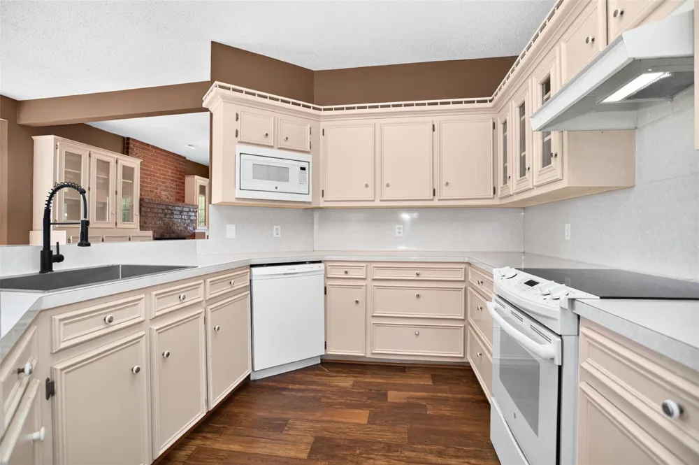 659 County Road 1535 Crockett, TX 75835