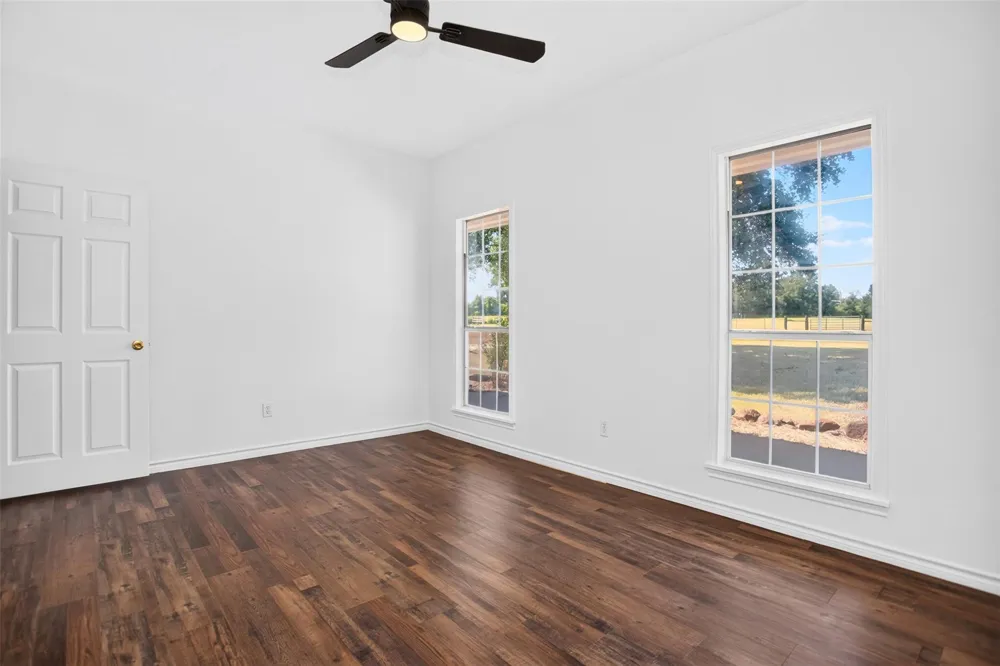 659 County Road 1535 Crockett, TX 75835