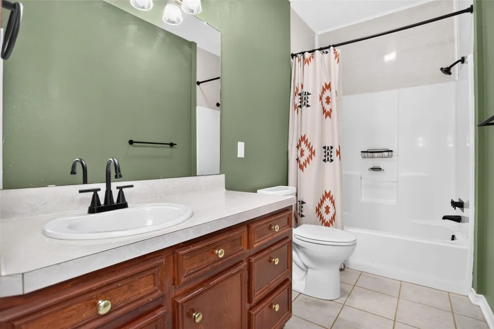 659 County Road 1535 Crockett, TX 75835