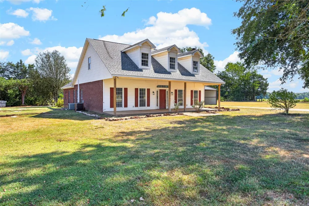 659 County Road 1535 Crockett, TX 75835